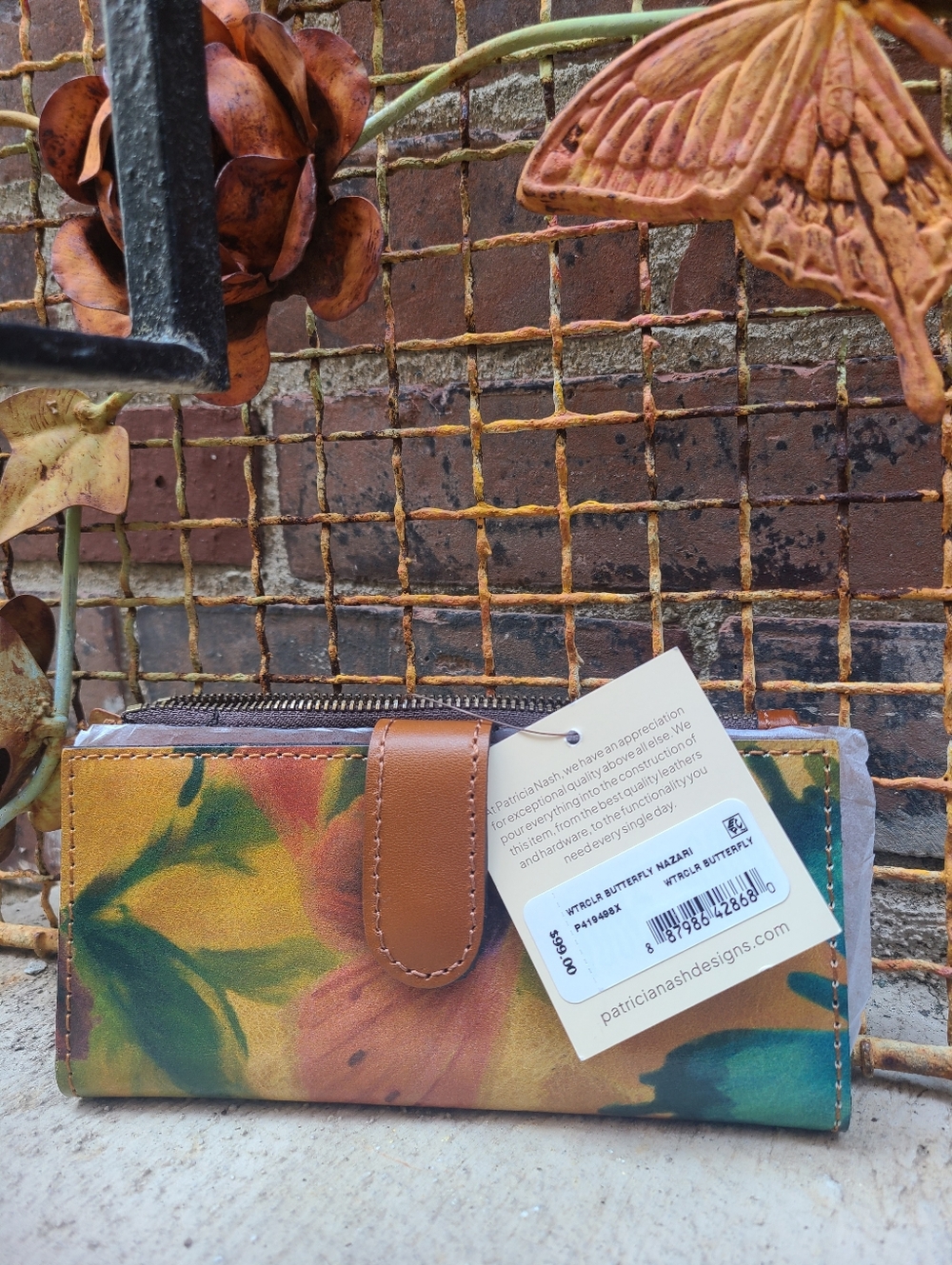 Patricia Nash Watercolor Butterfly Nazari Bifold Wallet NWT